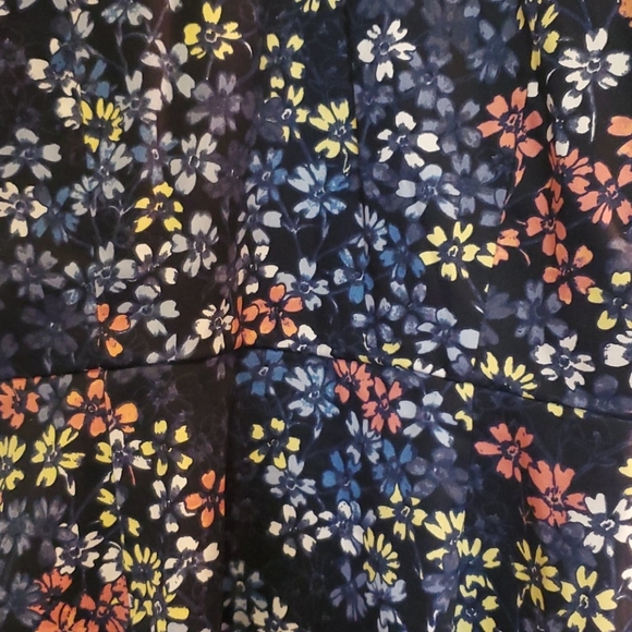 Banana Republic Floral dress - Picture 3 of 3